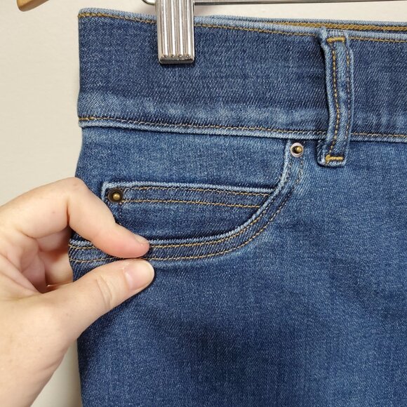 SPANX Spanxshape EveryWear Flare Jeans Pull-On Stretch Blue Women's XL x 29.5 - Picture 3 of 16